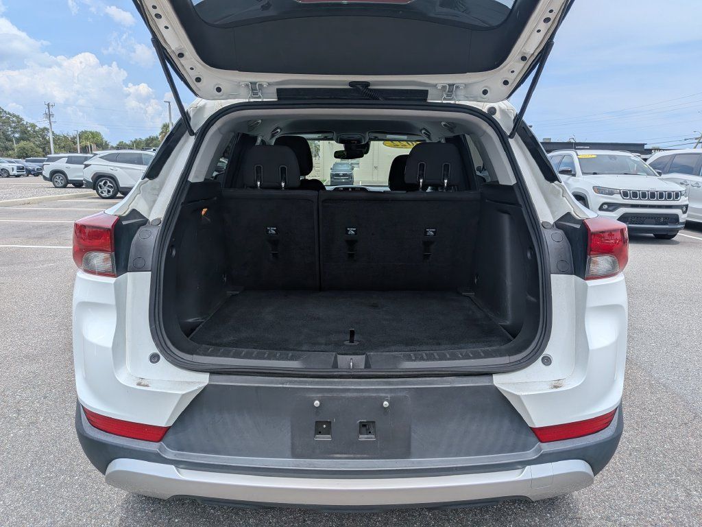 Used 2022 Chevrolet TrailBlazer LT FWD image 13