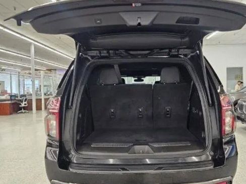 Used 2018 Chevrolet Tahoe LT w/ RST Edition AWD/4WD image 39