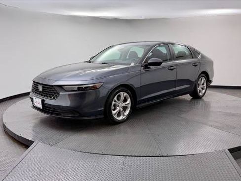 Used 2023 Honda Accord LX image 2