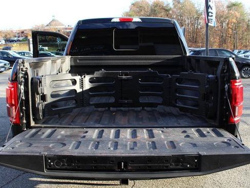 Used 2017 Ford F150 Lariat w/ Equipment Group 502A Luxury AWD/4WD image 32