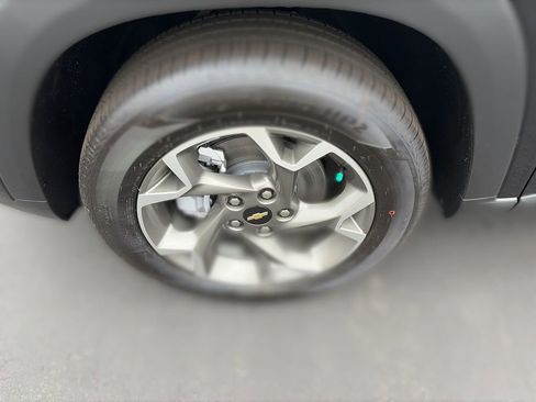 New 2026 Chevrolet Trax LT w/ Driver Confidence Package image 10