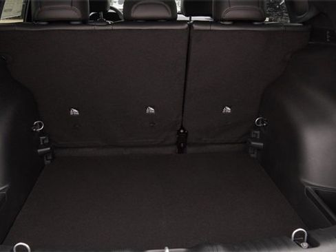 New 2026 Jeep Compass Latitude image 12