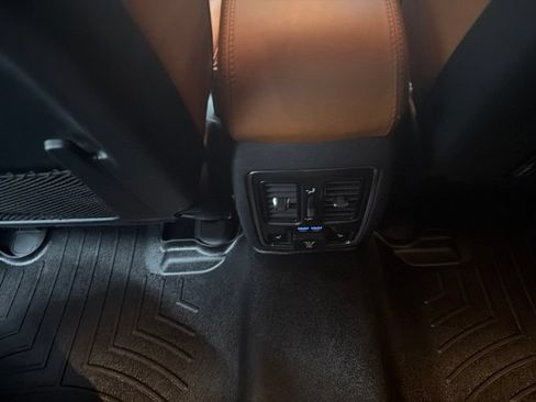 Used 2020 Jeep Grand Cherokee SRT AWD/4WD image 24
