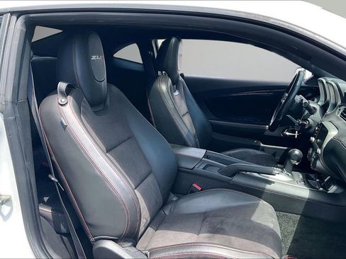 Used 2013 Chevrolet Camaro ZL1 RWD image 29