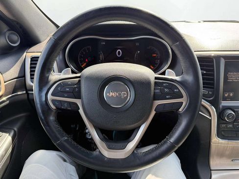 Used 2014 Jeep Grand Cherokee Limited image 17