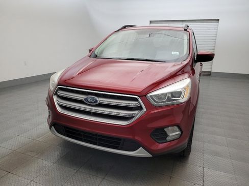 Used 2017 Ford Escape SE w/ Equipment Group 201A FWD image 15