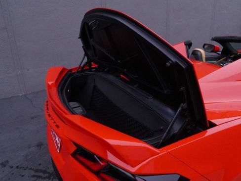 Used 2021 Chevrolet Corvette Stingray Preferred Conv w/ Z51 Performance Package RWD image 86