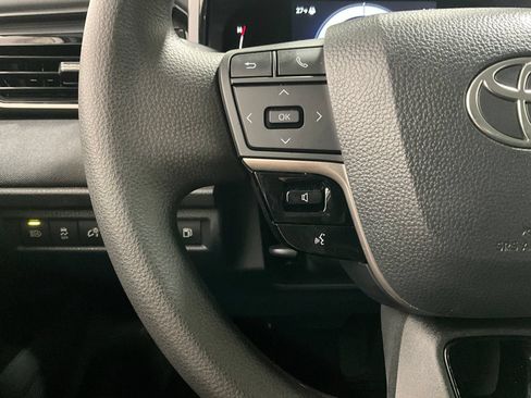 Used 2026 Toyota Camry LE FWD image 18