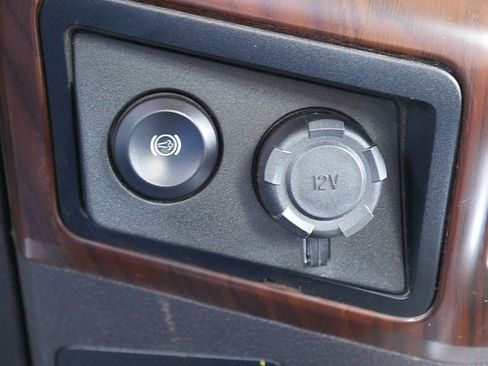 Used 2016 Ford F250 Lariat w/ Lariat Interior Package image 36