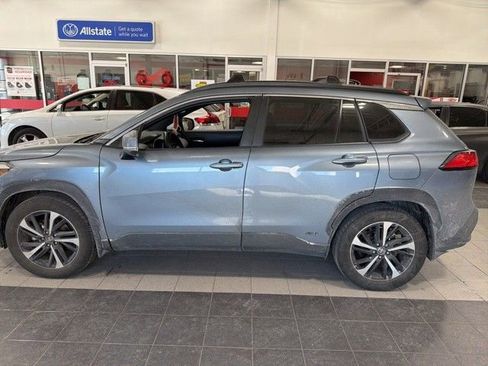 Used 2024 Toyota Corolla Cross XSE image 4