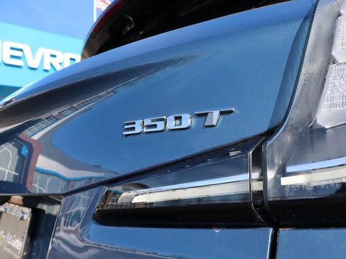 Used 2024 Cadillac XT4 Sport image 36