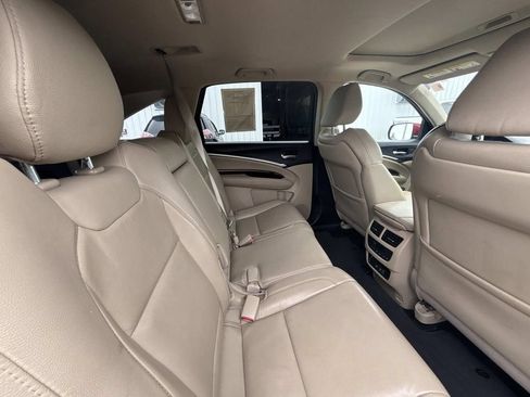 Used 2020 Acura MDX FWD image 12