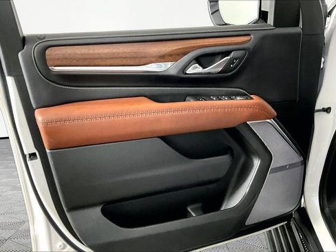 Certified 2023 GMC Yukon Denali Ultimate AWD/4WD image 19