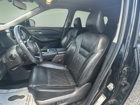 Used 2023 Nissan Rogue Platinum w/ Platinum Premium Package FWD image 17