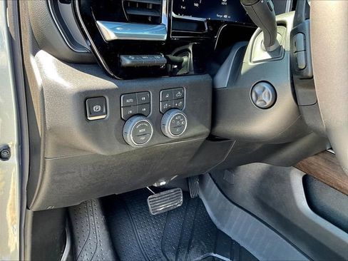 New 2026 Chevrolet Silverado 1500 High Country AWD/4WD image 30