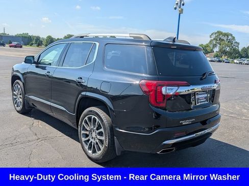 Used 2023 GMC Acadia Denali w/ Denali Ultimate Package AWD/4WD image 5