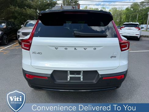 Certified 2023 Volvo XC40 Recharge Ultimate w/ Protection Package Premier AWD/4WD image 7