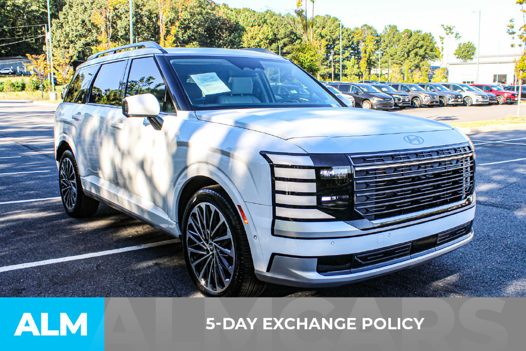Used 2026 Hyundai Palisade Calligraphy AWD/4WD image 3