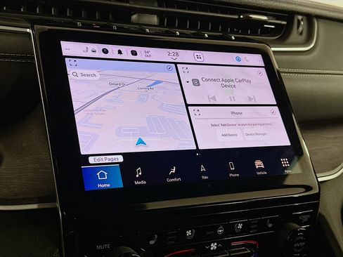 Used 2024 Jeep Grand Cherokee L Limited w/ Luxury Tech Group II image 21