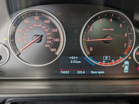 Used 2013 BMW 528i xDrive Sedan image 8