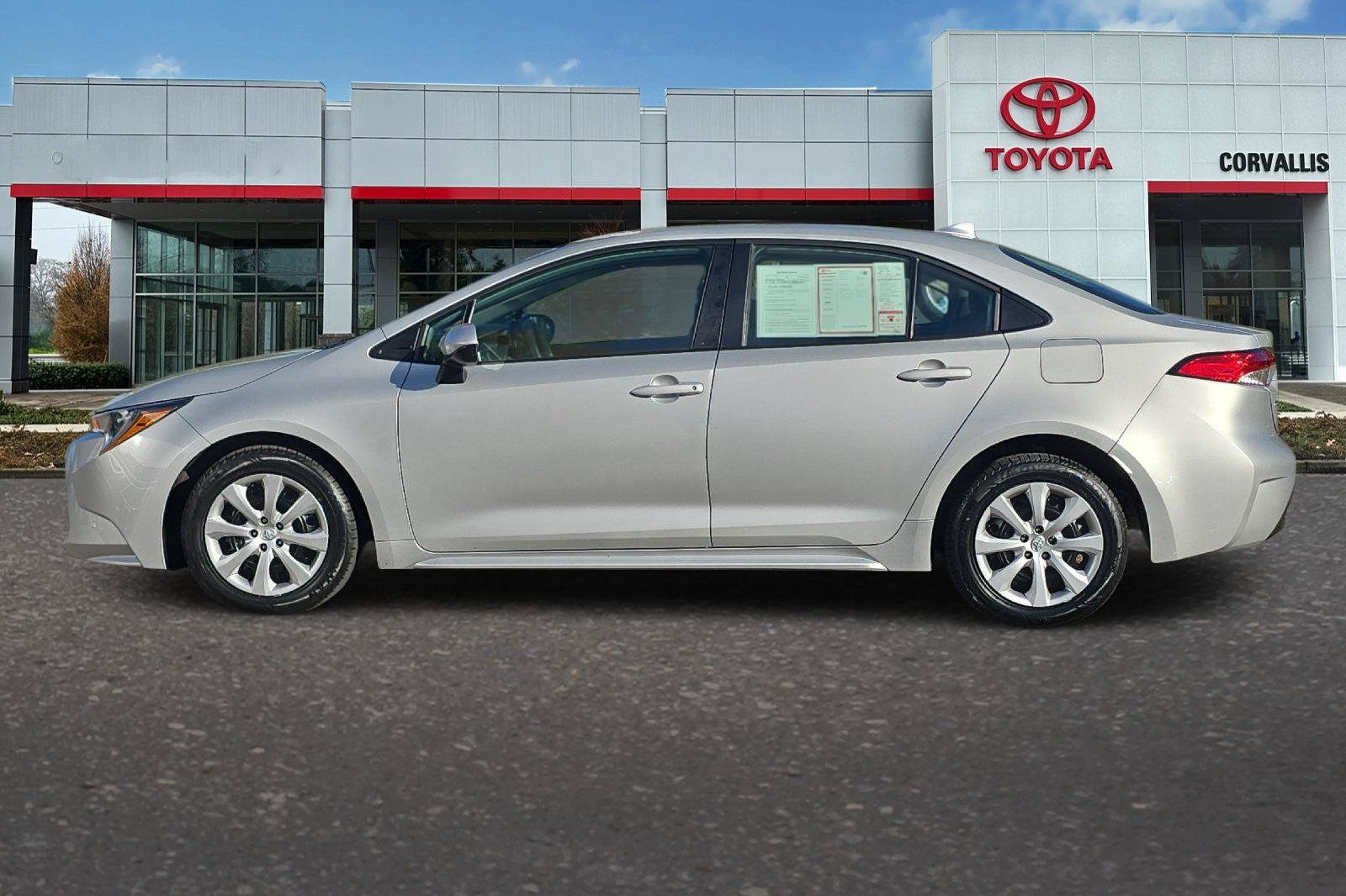 Certified 2024 Toyota Corolla LE FWD image 7
