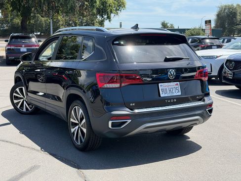 Used 2022 Volkswagen Taos SE AWD/4WD image 10