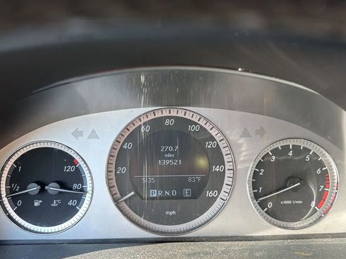 Used 2012 Mercedes-Benz GLK 350 4MATIC image 7