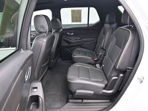 Used 2022 Chevrolet Traverse Premier w/ LPO, Floor Liner Package FWD image 10