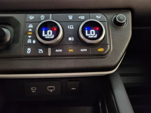Used 2024 Land Rover Defender 110 S AWD/4WD image 18