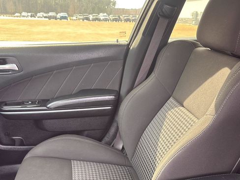 Used 2022 Dodge Charger R/T image 21