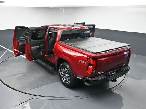 Used 2024 Chevrolet Colorado Z71 w/ Z71 Convenience Package 2 image 51