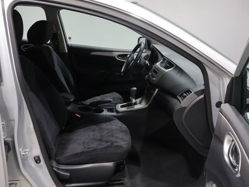 Used 2013 Nissan Sentra SV FWD image 22