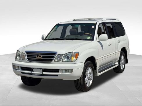Used 2004 Lexus LX 470 4WD image 3