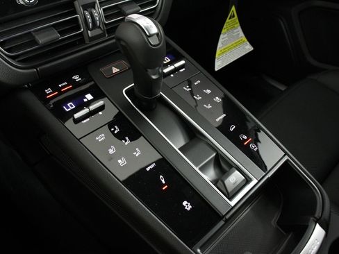 New 2026 Porsche Macan S image 14