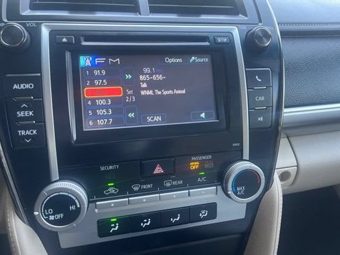 Used 2012 Toyota Camry LE FWD image 13