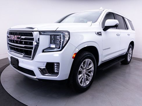 Used 2023 GMC Yukon SLT w/ SLT Premium Package AWD/4WD image 13