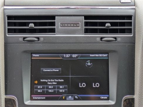 Used 2015 Lincoln Navigator L 4WD image 20