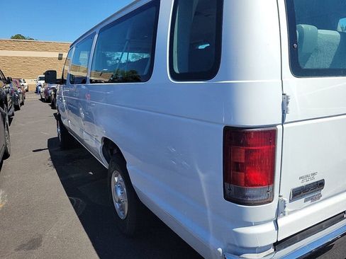 Used 2012 Ford E-350 and Econoline 350 XLT RWD image 5