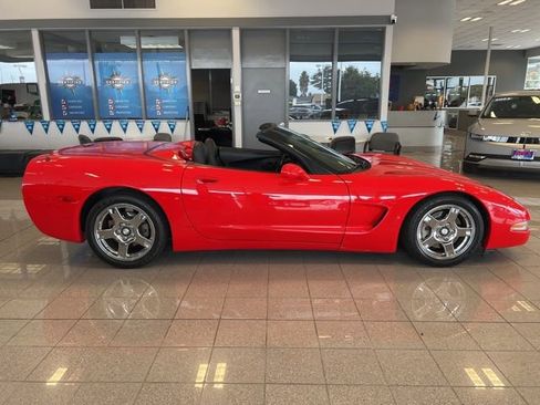 Used 1998 Chevrolet Corvette Convertible w/ Memory Pkg image 4