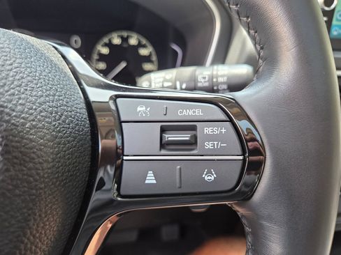 Used 2025 Honda Pilot Touring image 22