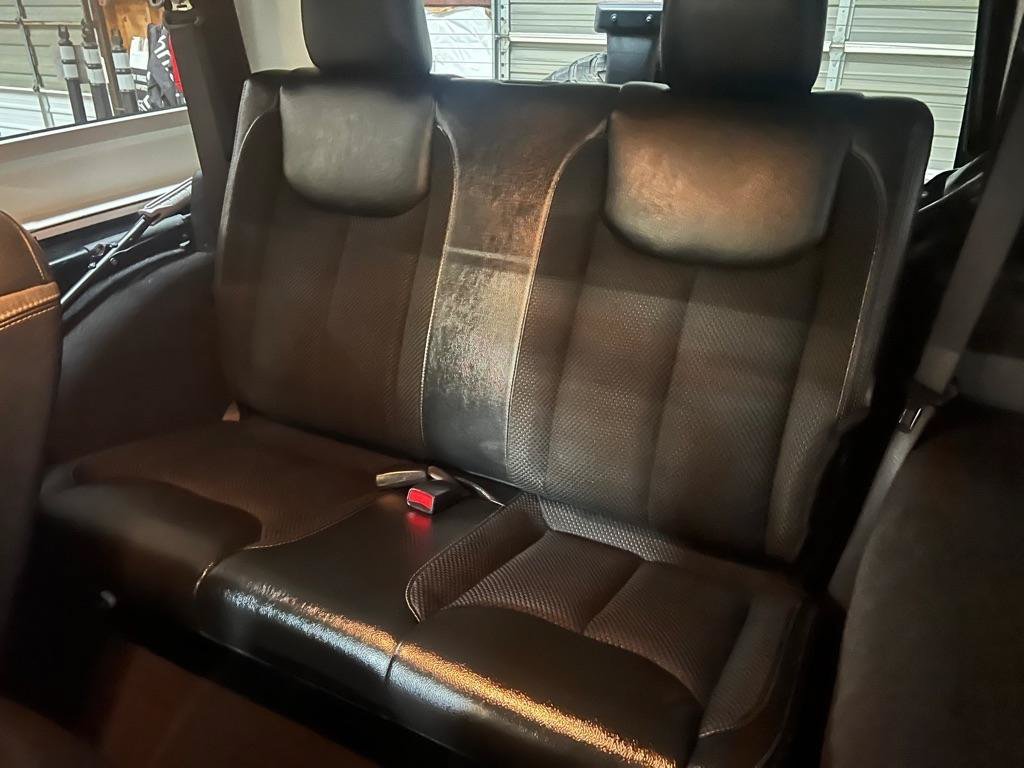 Used 2017 Jeep Wrangler Sahara AWD/4WD image 21