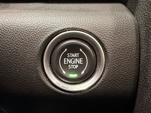 Used 2024 GMC Acadia AT4 image 39