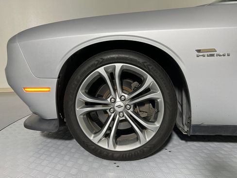 Used 2020 Dodge Challenger R/T image 11