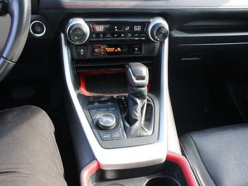 Used 2020 Toyota RAV4 Adventure image 14