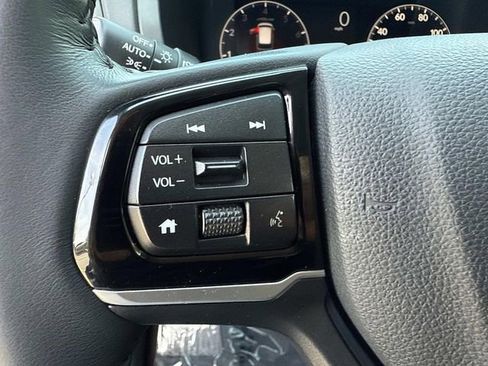 Certified 2025 Honda Odyssey EX-L image 29