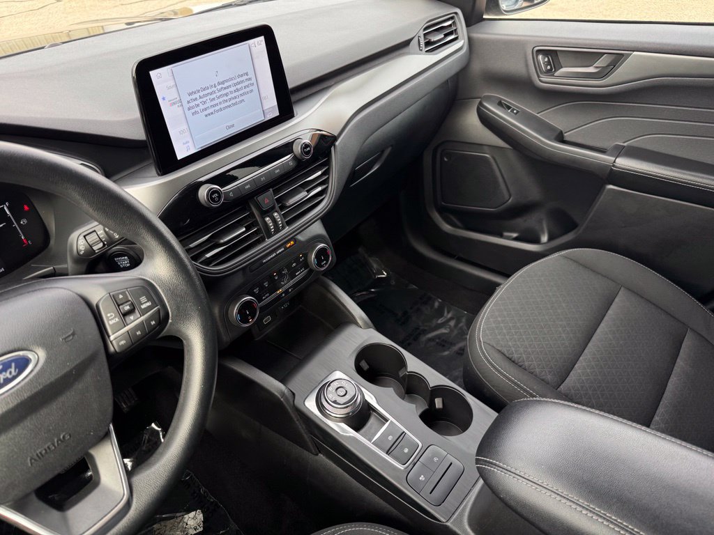 Used 2025 Ford Escape Active AWD/4WD image 21