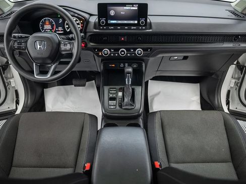 Used 2025 Honda CR-V EX image 18