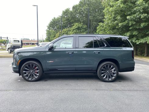 Used 2025 Cadillac Escalade V w/ LPO, Floor Liner Package AWD/4WD image 6