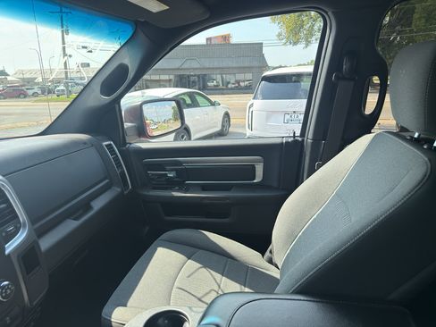 Used 2024 RAM 1500 Warlock RWD image 18