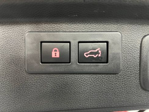 Used 2024 Subaru Forester Premium image 15